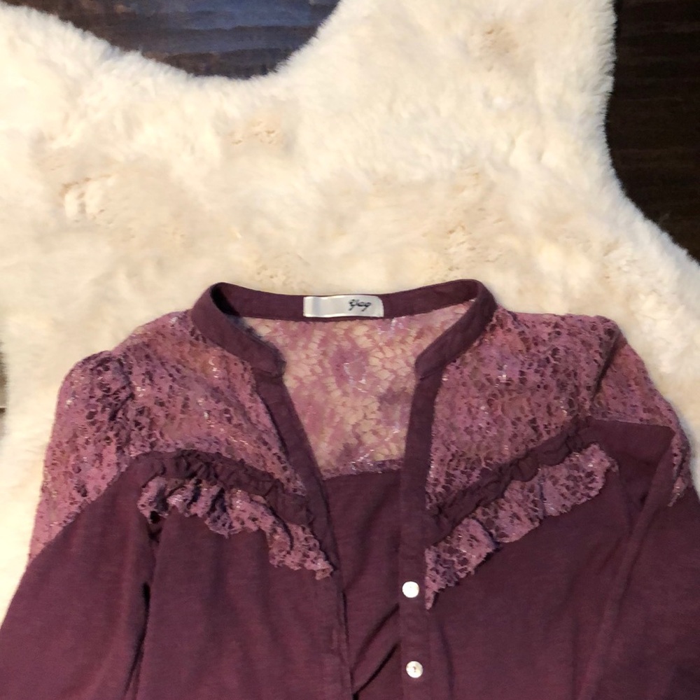 Lace Button-Up Cardigan - Picture 2 of 4